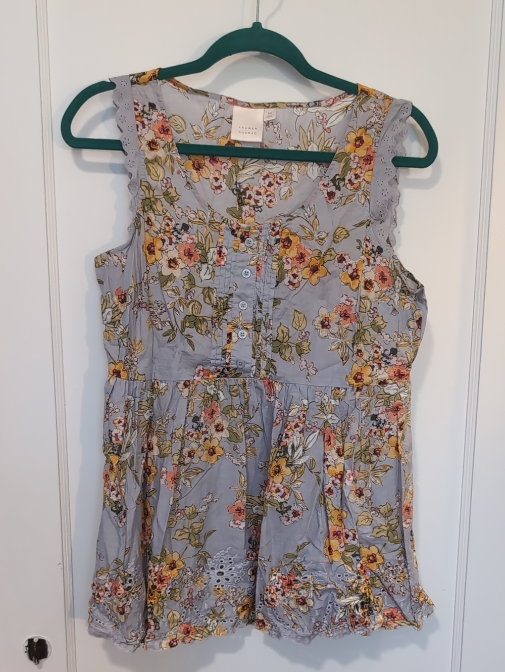 🍇 LAST CALL! LC Lauren Conrad Light Blue Floral Eyelet Sleeveless Blouse
